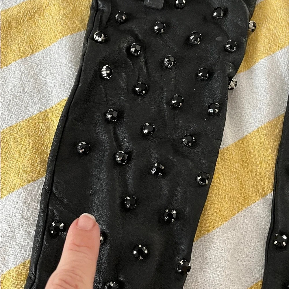 Anthropologie Maeve Sheep Leather Medium Elegant Black Studded Gloves